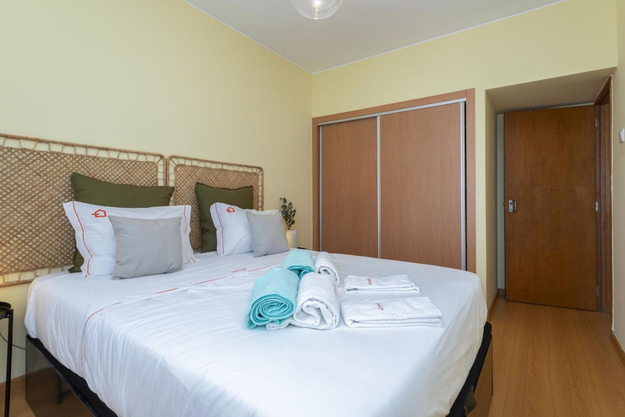 Апартаменти New! Quarteira Sea View Екстер'єр фото